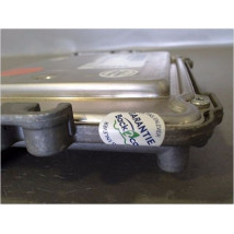 CALCULATEUR MOTEUR RENAULT MEGANE