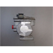 COMPRESSEUR AIR CONDITIONNE TOYOTA YARIS