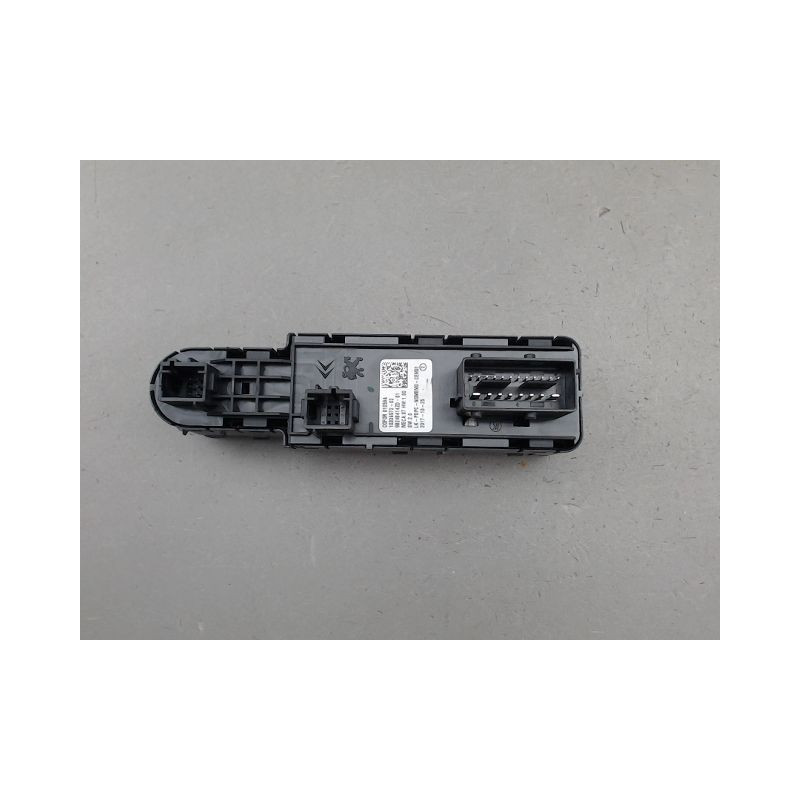 COMMANDE LEVE-GLACE PORTE AVG PEUGEOT 308