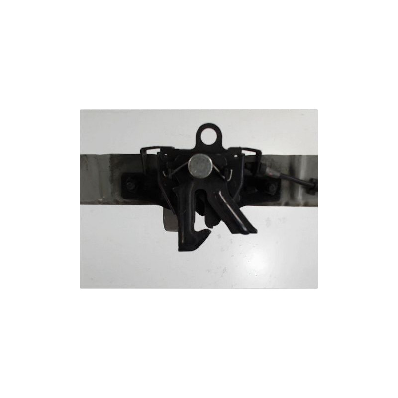 TRAVERSE SUPERIEURE ARMATURE AVANT NISSAN MICRA
