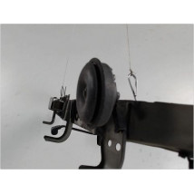 TRAVERSE SUPERIEURE ARMATURE AVANT NISSAN MICRA
