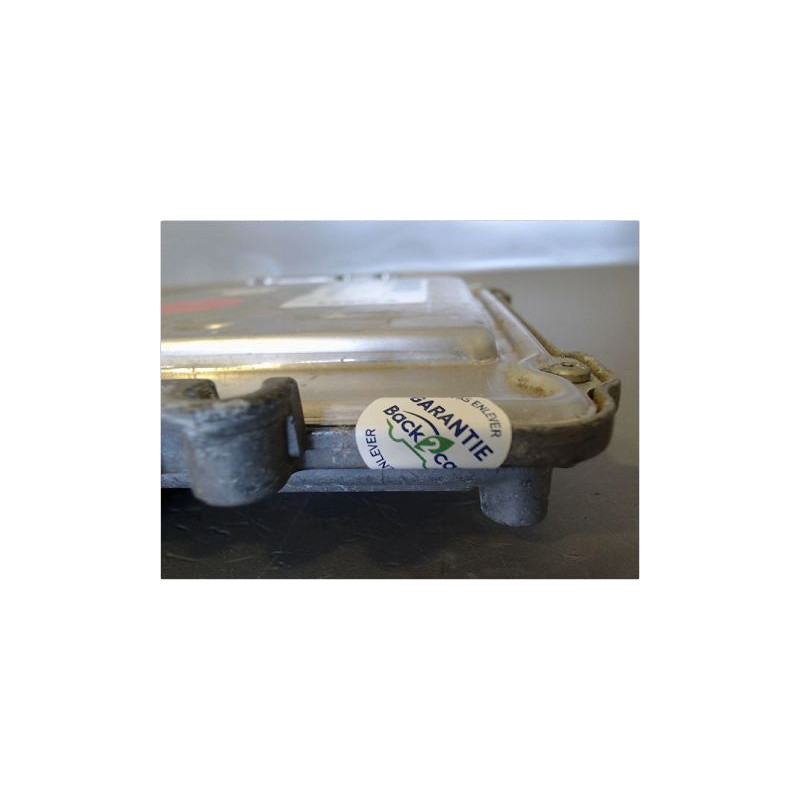 CALCULATEUR MOTEUR KIA CARENS