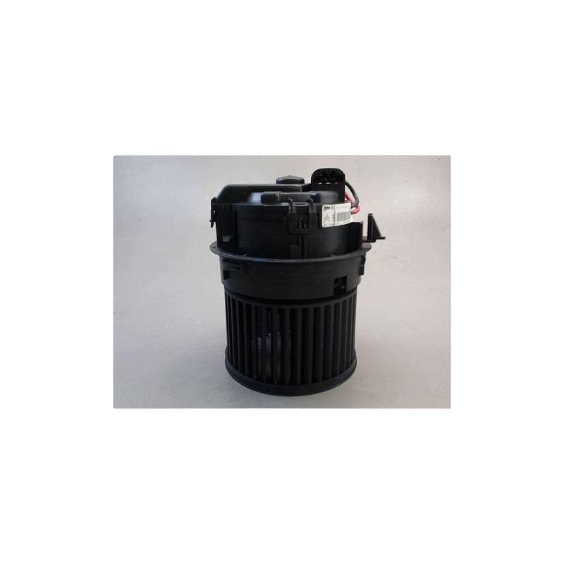 MOTEUR VENTILATEUR CHAUFFAGE PEUGEOT 208