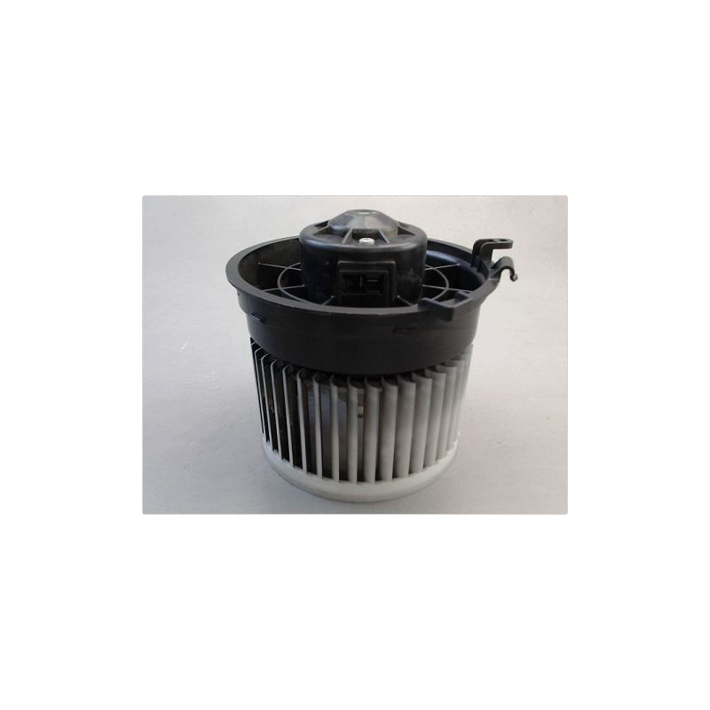 MOTEUR VENTILATEUR CHAUFFAGE NISSAN QASHQAI
