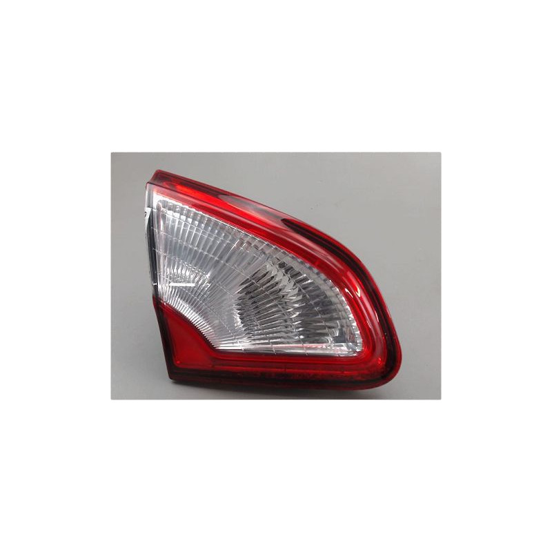 FEU ARRIERE INTERIEUR GAUCHE NISSAN QASHQAI