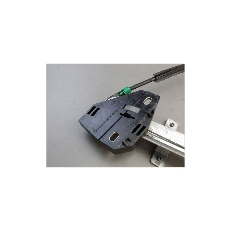 MECANISME LEVE-GLACE AVANT DROIT FORD FIESTA