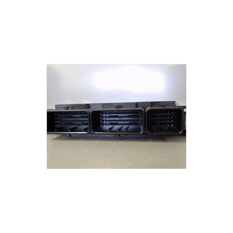 CALCULATEUR MOTEUR RENAULT MEGANE
