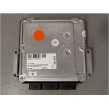 CALCULATEUR MOTEUR RENAULT TRAFIC