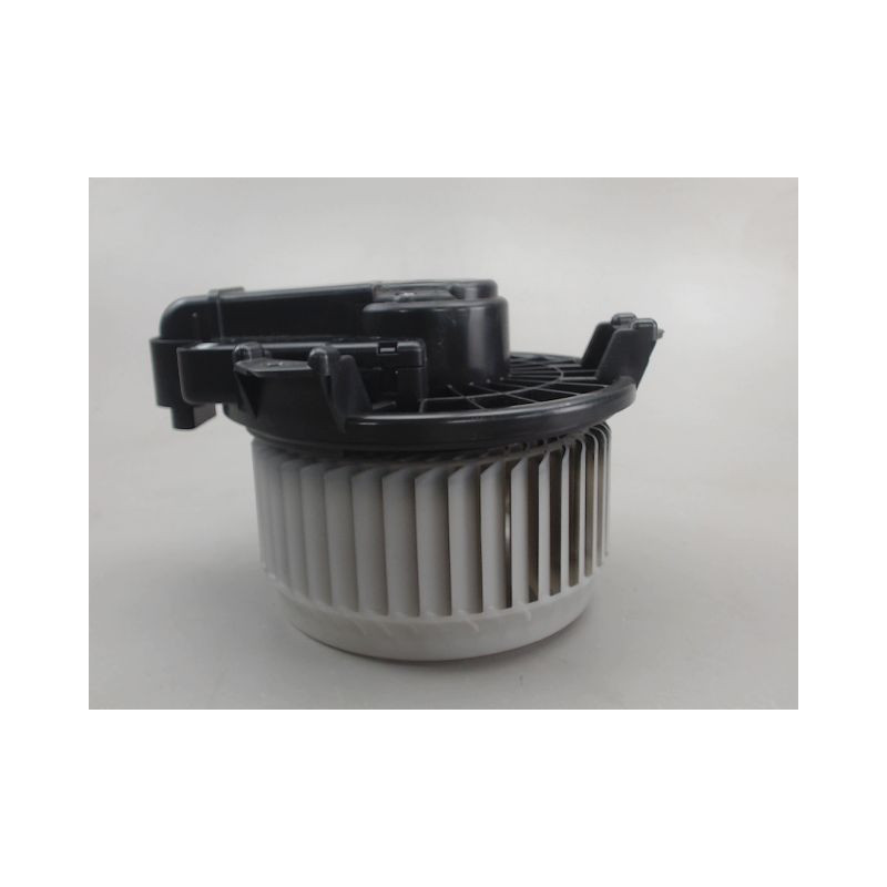 MOTEUR VENTILATEUR CHAUFFAGE TOYOTA YARIS