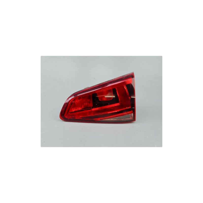 FEU ARRIERE INTERIEUR DROIT VOLKSWAGEN GOLF