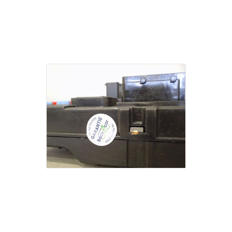 BOITIER GESTION HABITACLE PEUGEOT 206