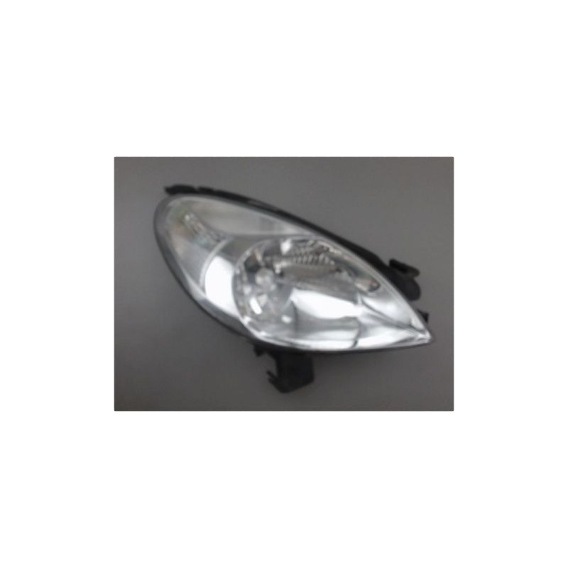 PHARE ANTIBROUILLARD AVANT DROIT CITROEN XSARA