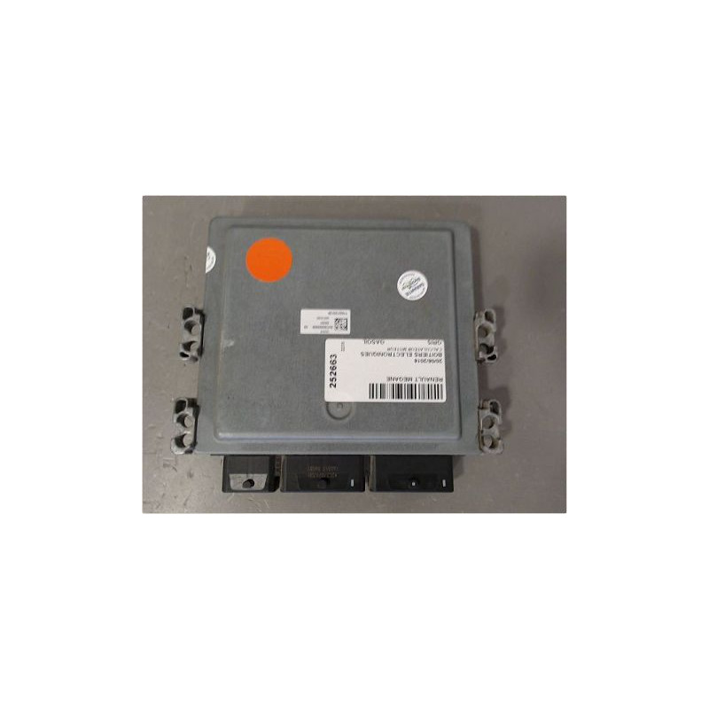 CALCULATEUR MOTEUR RENAULT MEGANE