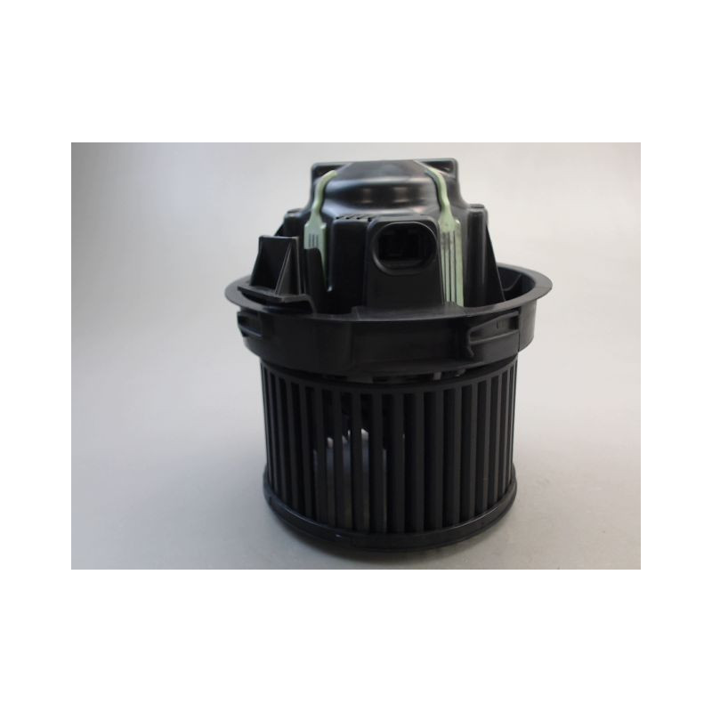 MOTEUR VENTILATEUR CHAUFFAGE PEUGEOT 207