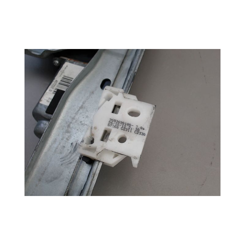 MECANISME LEVE-GLACE AVANT DROIT CITROEN DS3