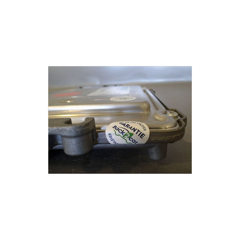 CALCULATEUR MOTEUR RENAULT MEGANE
