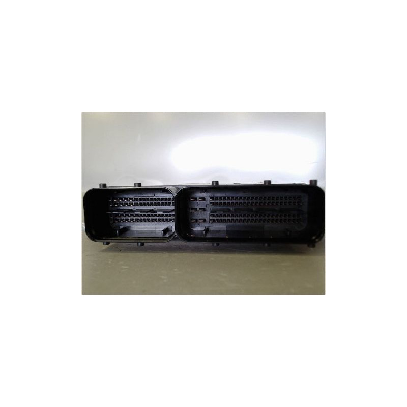 CALCULATEUR MOTEUR AUDI A6