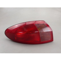 FEU ARRIERE GAUCHE  ALFA ROMEO 147