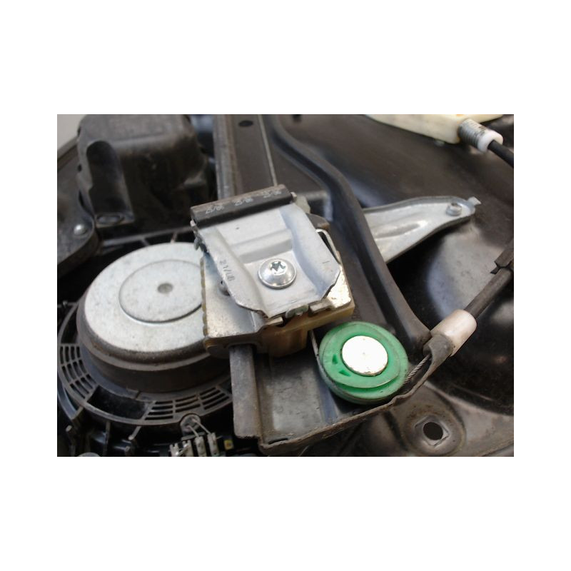 MECANISME LEVE-GLACE AVANT GAUCHE VOLKSWAGEN PASSAT