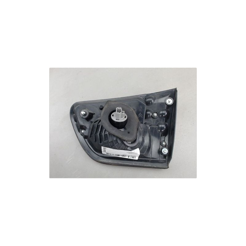 FEU ARRIERE INTERIEUR GAUCHE PEUGEOT 4007