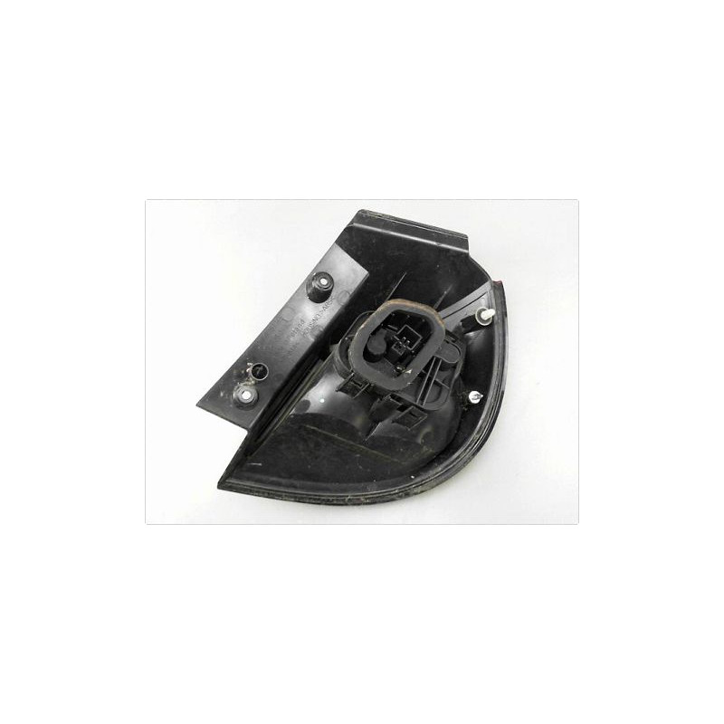 FEU ARRIERE GAUCHE  MITSUBISHI COLT CZ 2005-