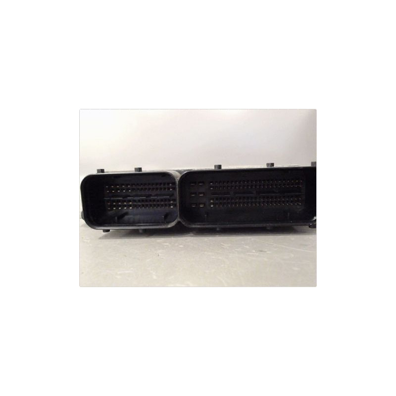 CALCULATEUR MOTEUR AUDI A3