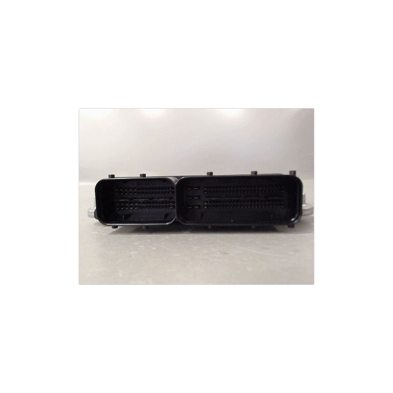 CALCULATEUR MOTEUR AUDI A4