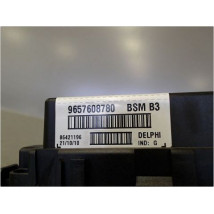 BOITE A FUSIBLES PEUGEOT 206