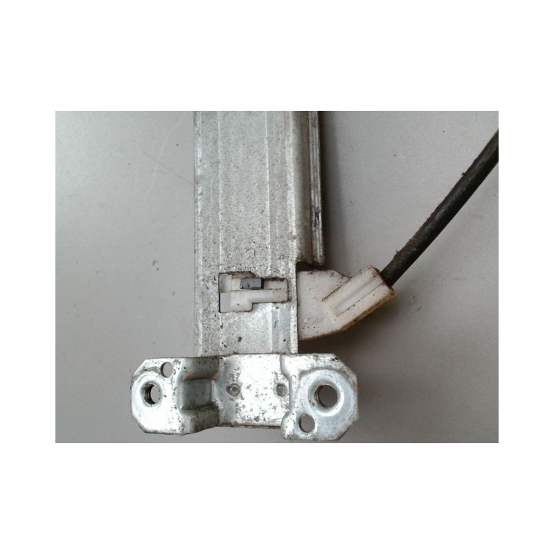MECANISME LEVE-GLACE ARRIERE GAUCHE NISSAN KING-CAB