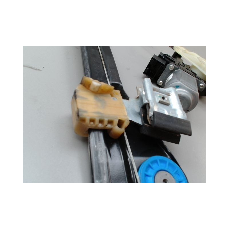 MECANISME LEVE-GLACE AVANT DROIT VOLKSWAGEN POLO