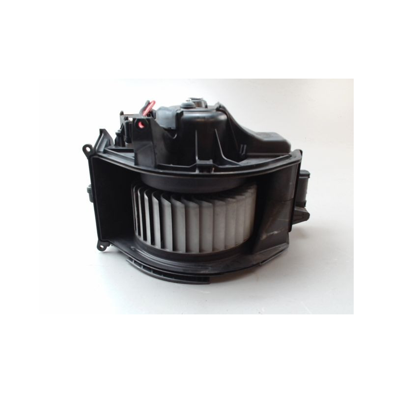 MOTEUR VENTILATEUR CHAUFFAGE AUDI A6