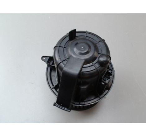 MOTEUR VENTILATEUR CHAUFFAGE