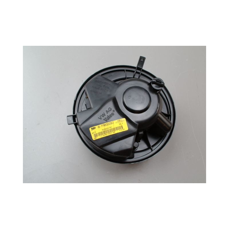 MOTEUR VENTILATEUR CHAUFFAGE AUDI A3