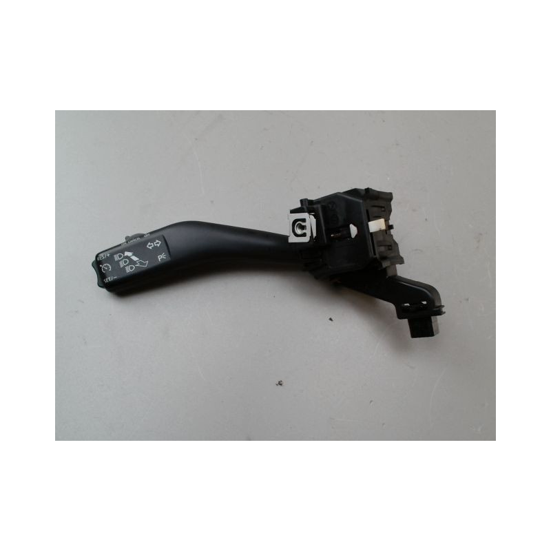 COMMANDE CLIGNOTANT VOLKSWAGEN TOURAN