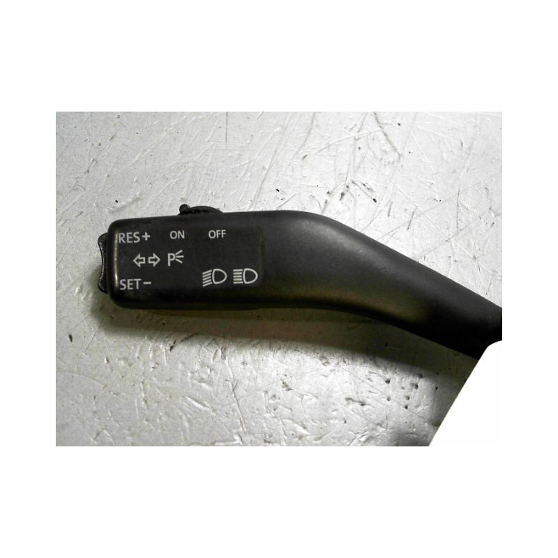 COMMANDE CLIGNOTANT SEAT TOLEDO