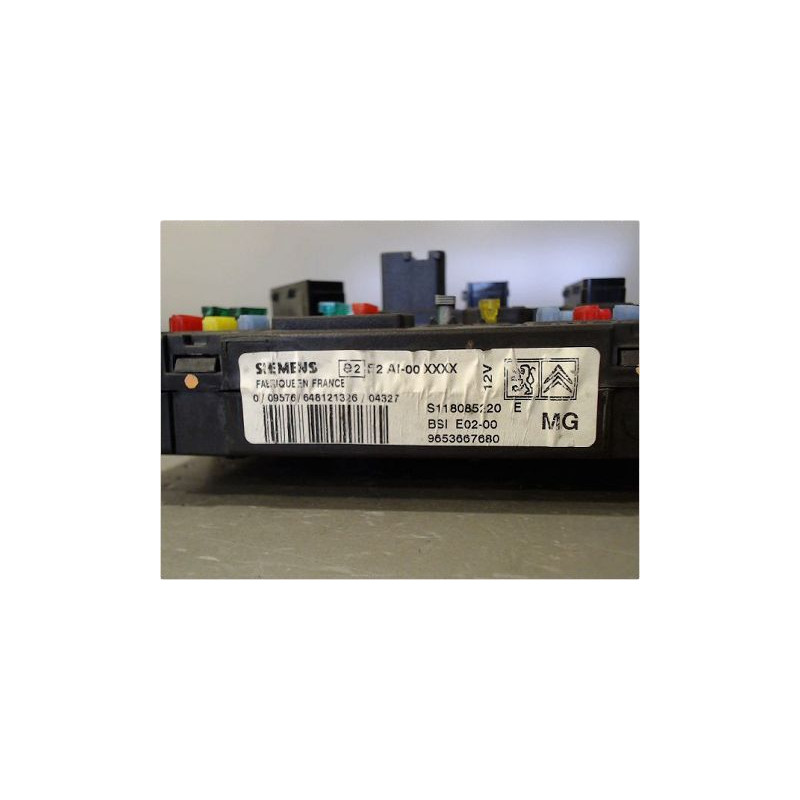 BOITIER GESTION HABITACLE PEUGEOT 206