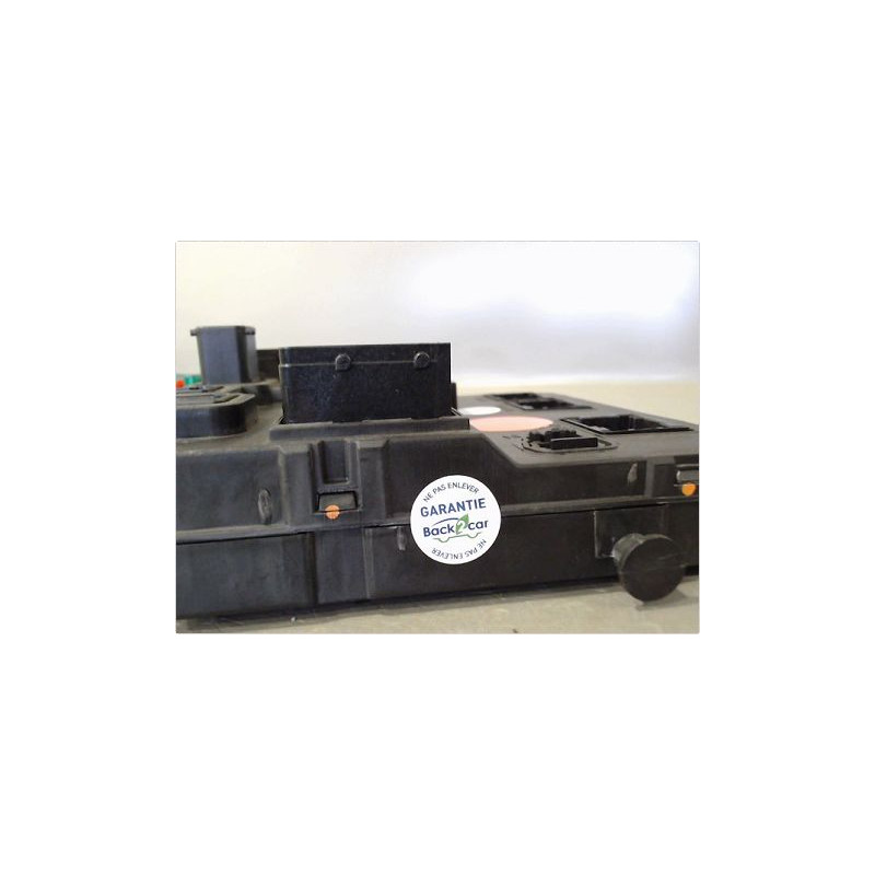 BOITIER GESTION HABITACLE PEUGEOT 206