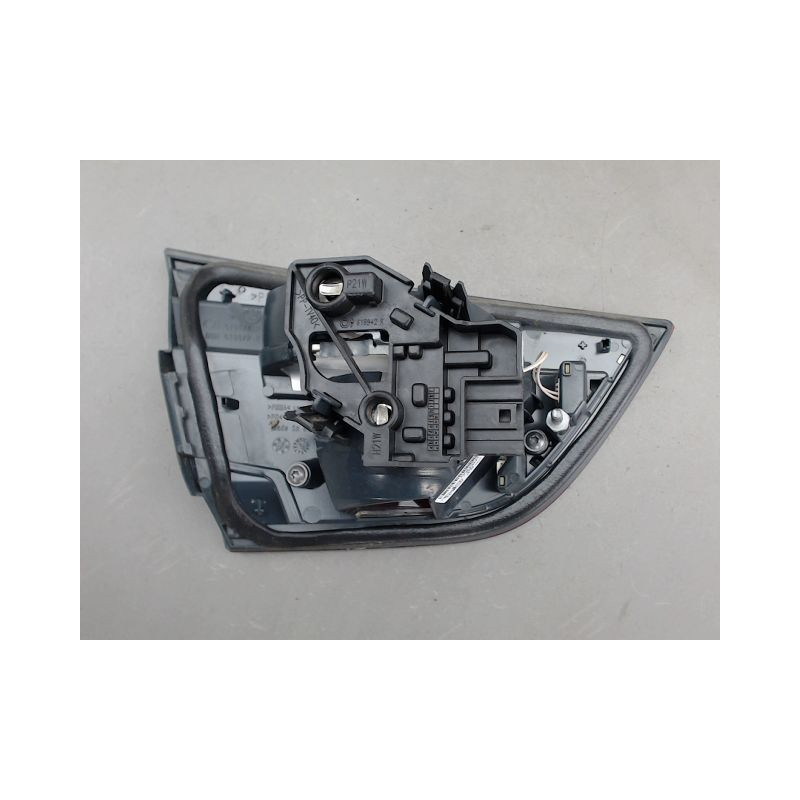 FEU ARRIERE INTERIEUR DROIT B.M.W. SERIE 3