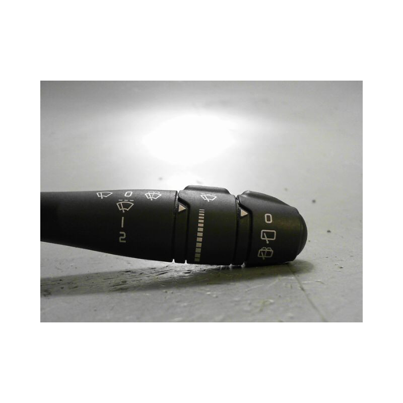 COMMANDE ESSUIE GLACE RENAULT CLIO