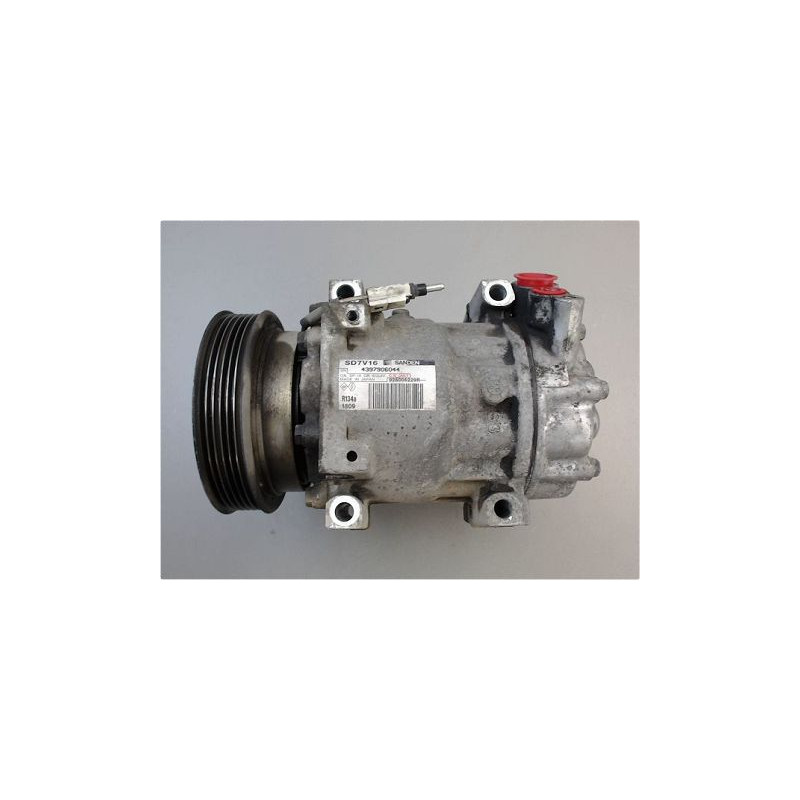 COMPRESSEUR AIR CONDITIONNE DACIA DUSTER