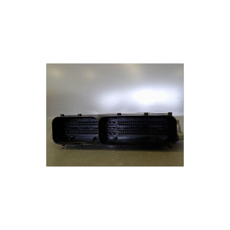 CALCULATEUR MOTEUR VOLKSWAGEN GOLF