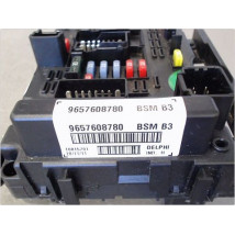 BOITE A FUSIBLES PEUGEOT 206