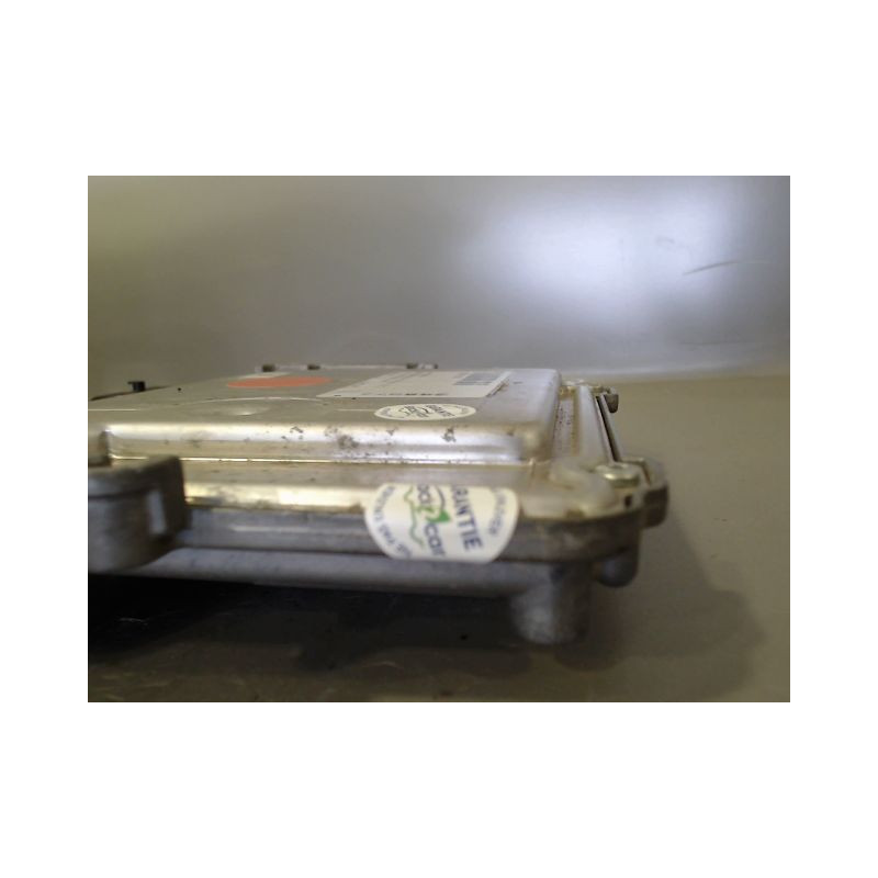 CALCULATEUR MOTEUR FORD FIESTA