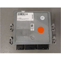 CALCULATEUR MOTEUR RENAULT MEGANE