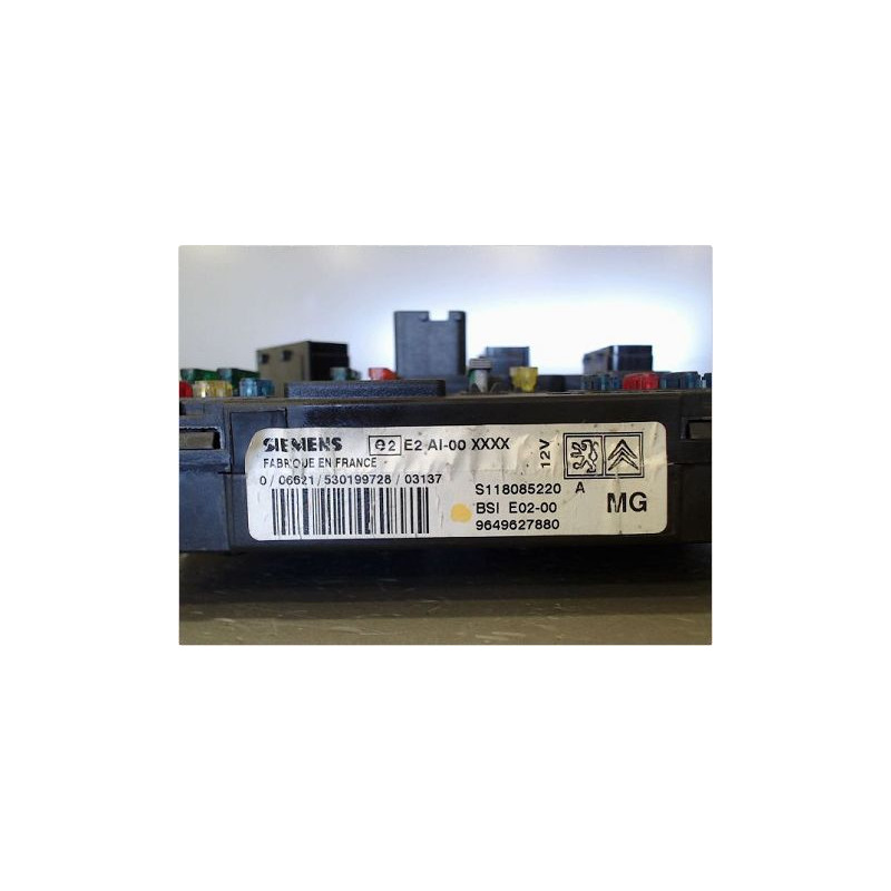 BOITIER GESTION HABITACLE PEUGEOT 206