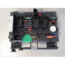 BOITE A FUSIBLES PEUGEOT 206