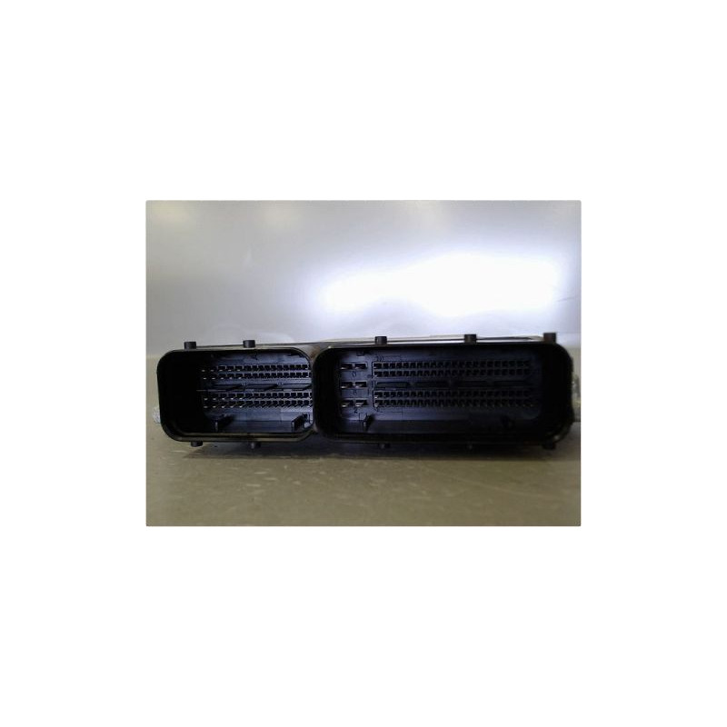 CALCULATEUR MOTEUR AUDI A3