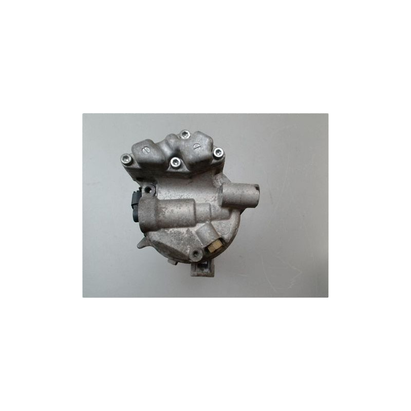 COMPRESSEUR AIR CONDITIONNE B.M.W. SERIE 1