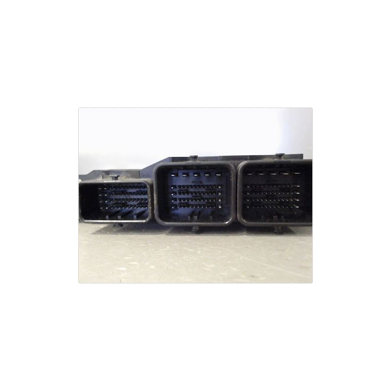 CALCULATEUR MOTEUR FORD FIESTA