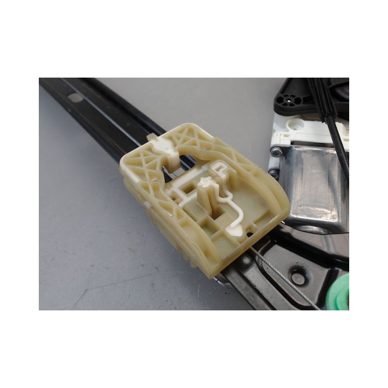 MECANISME LEVE-GLACE AVANT DROIT VOLKSWAGEN PASSAT